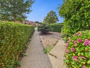 Approach- click for photo gallery